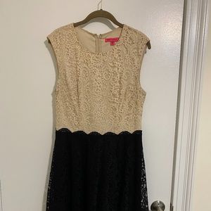 Betsy Johnson lace black and white dress